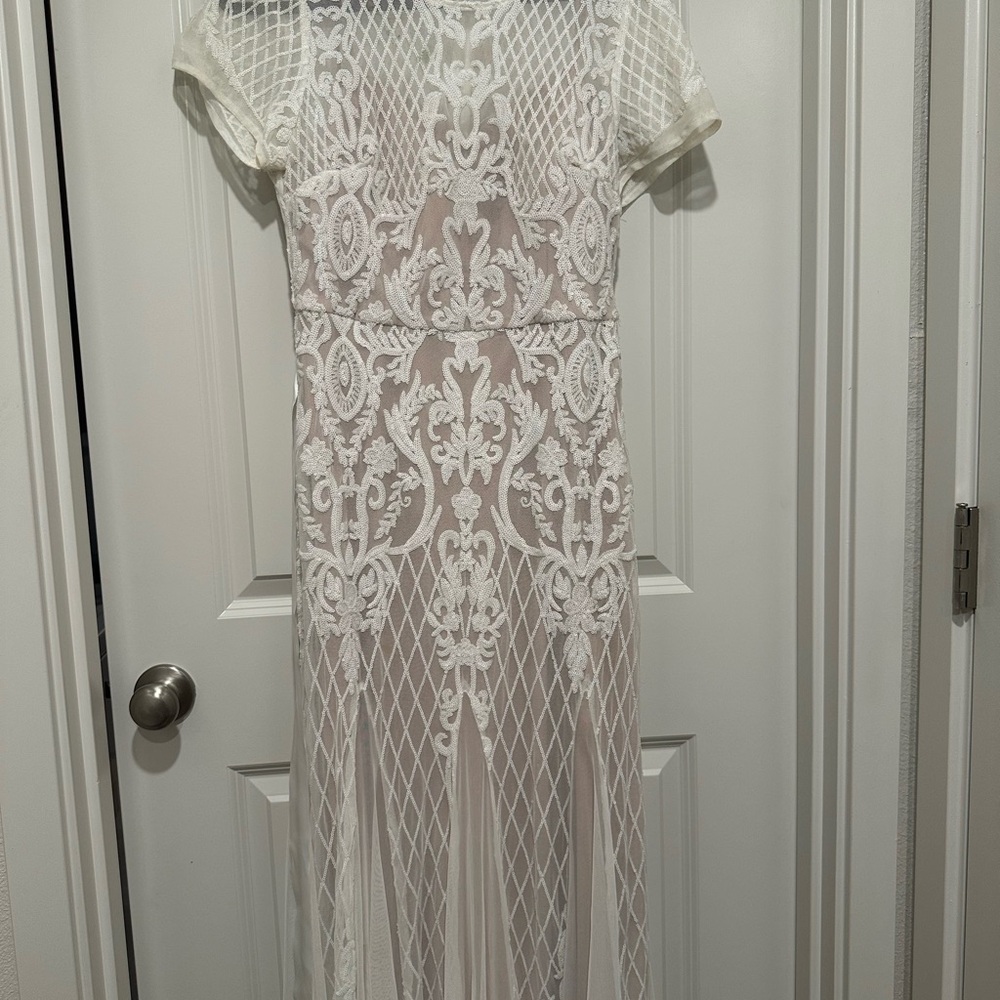 R&M Richards White Sequin Sheath Dress for Weddings